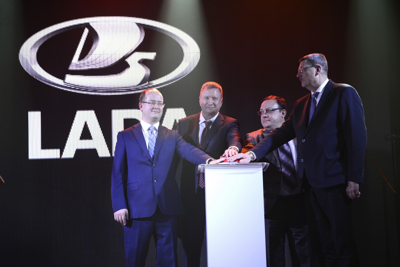 Торжественное открытие ДЦ LADA КАРМЕН в Рязани